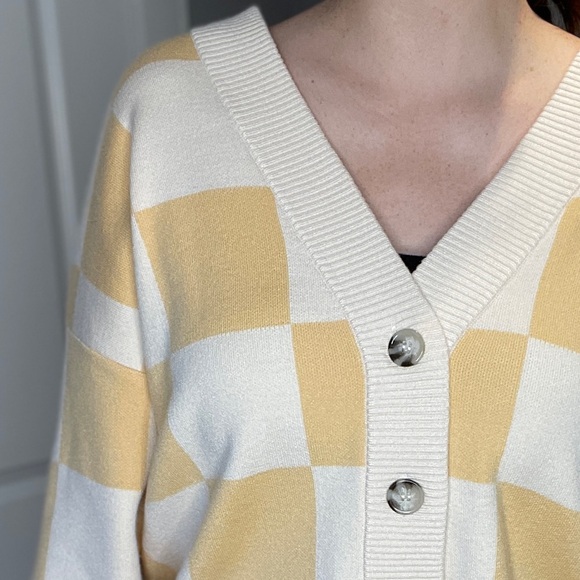 By Together Checkered Cardigan - Picture 3 of 3